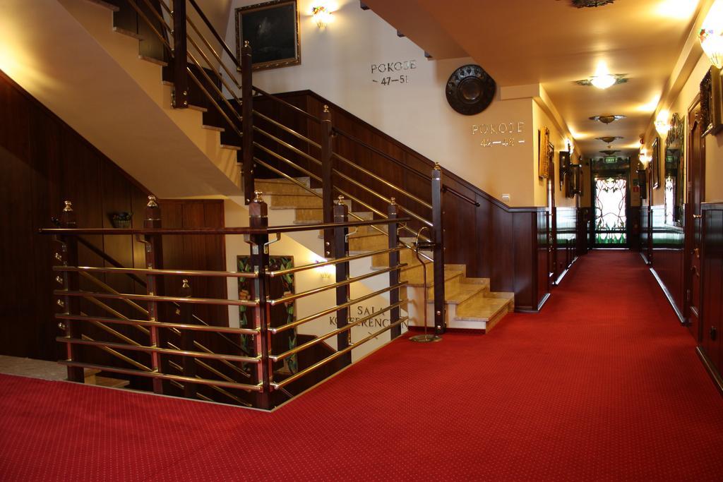 Hotel Mat'S Poznań Exterior foto